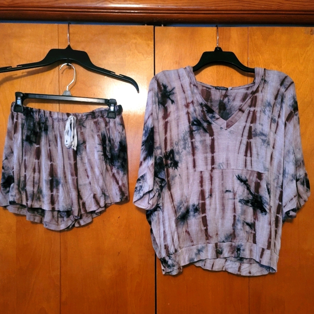 Tie dye outfit